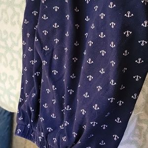 Women's plus size capris with nautical print.